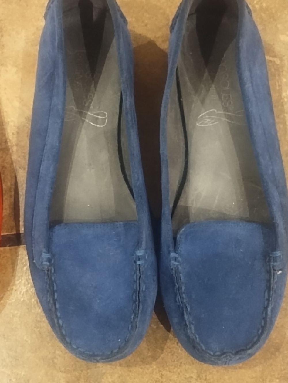 #0132 AEROSOLES 3 Pair Suede Slip-On Loafers in Blue, Red, and Green - Picture 2 of 10